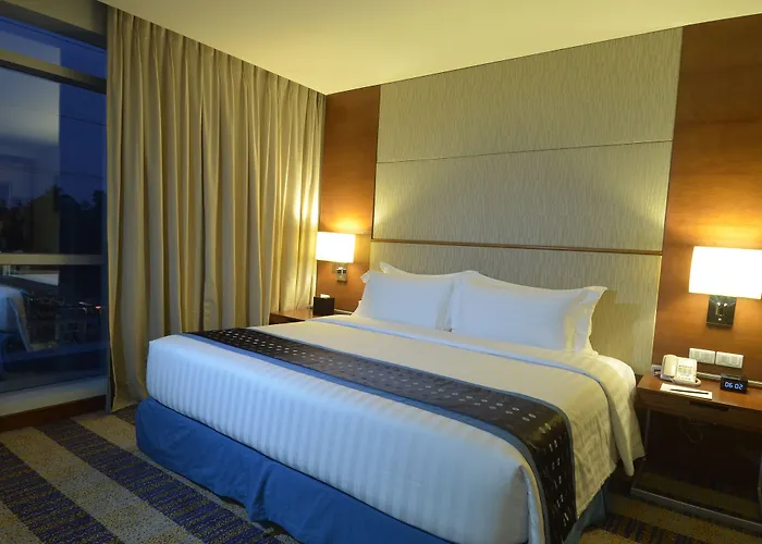 Lex Hotel 4*