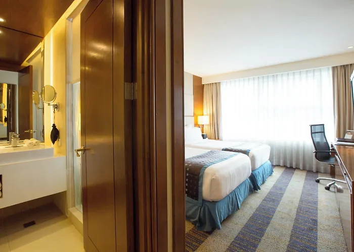 Hotel Lex 4*