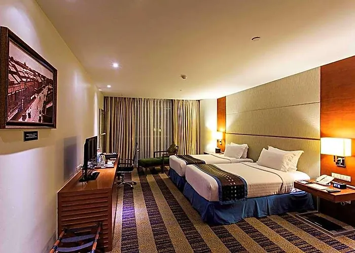 Hotel Lex 4*